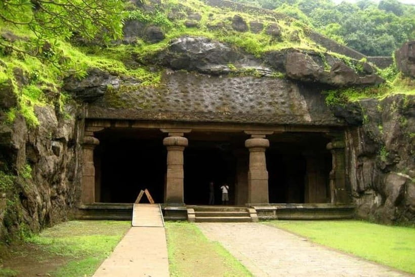 Mumbai: Elephanta Caves Tour with Ferry - Key things to know before you book