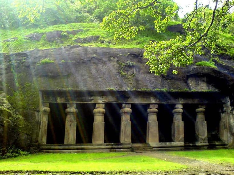 Mumbai: Elephanta Caves Tour with Ferry - Who will get the most from this half-day tour