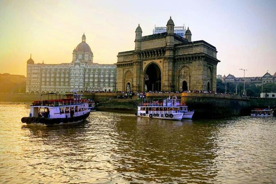 Mumbai: Full Day City Sightseeing with Lunch, Car & Guide - Gateway of India and the Taj Mahal Palace