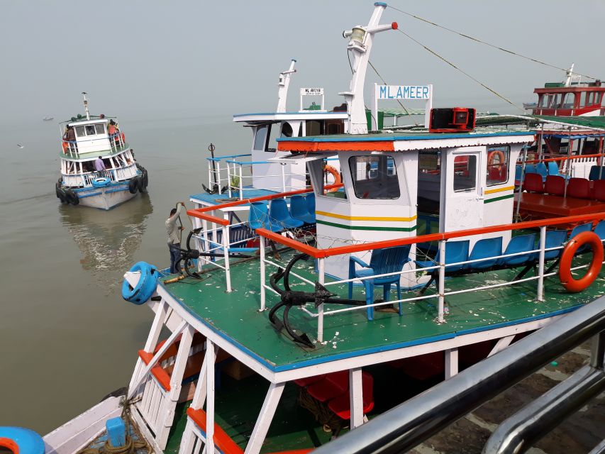 Mumbai: Guided Elephanta Island and Caves Tour - Seven caves and two religious traditions