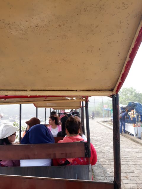 Mumbai: Guided Elephanta Island and Caves Tour - The three-headed Shiva in the main cave