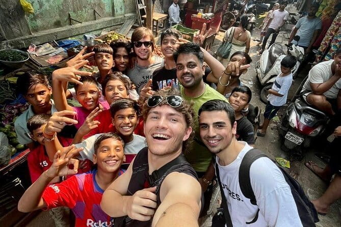 Mumbai Highlight : Exclusive Private Luxury Sightseeing Tour - CST and Crawford Market bring you into central Mumbai