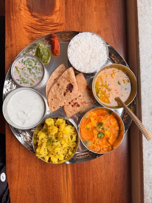 Mumbai: Indian Cooking Class & Cultural Delights - Key points at a glance