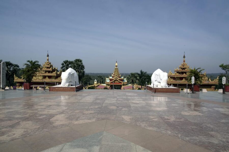 Mumbai Kanheri Caves & Vipassana Pagoda Tour - What the $26 price includes