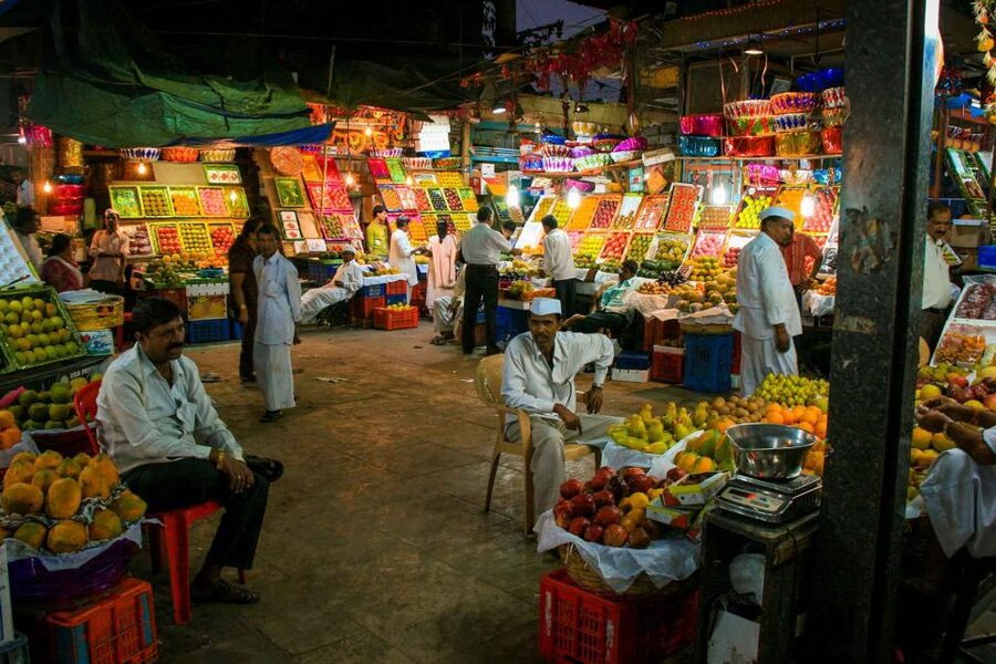 Mumbai: Local Markets & Temples Tour - Key points at a glance