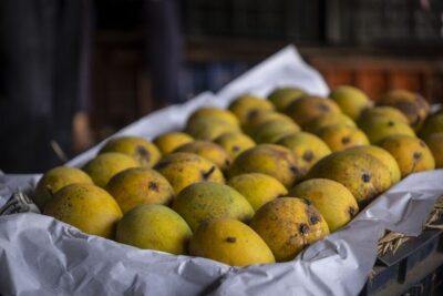 Local Markets & Temples Tour