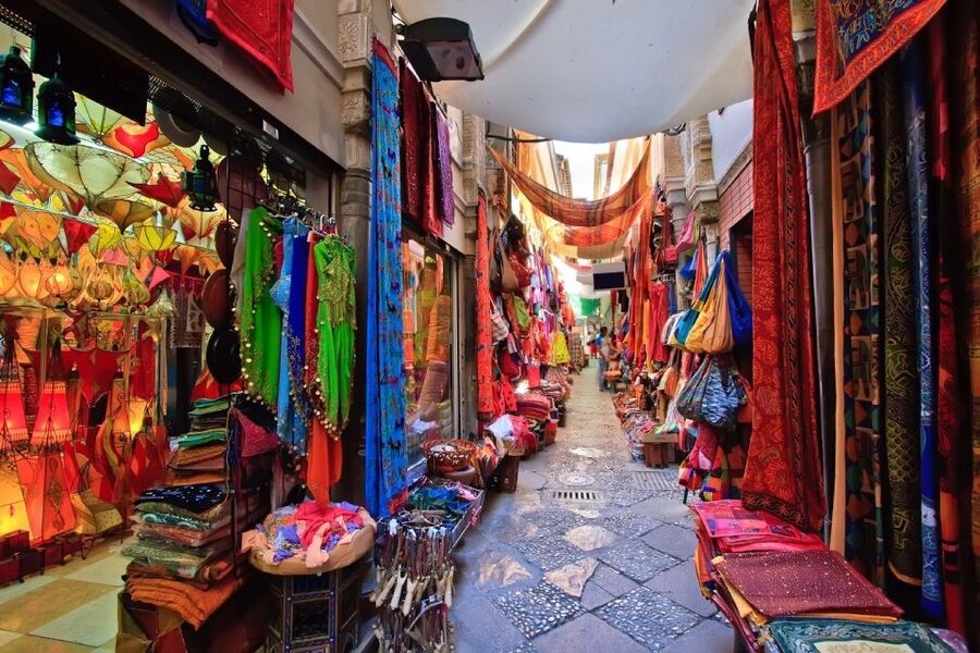 Mumbai: Magical Markets Tour - Walking through Kalbadevi