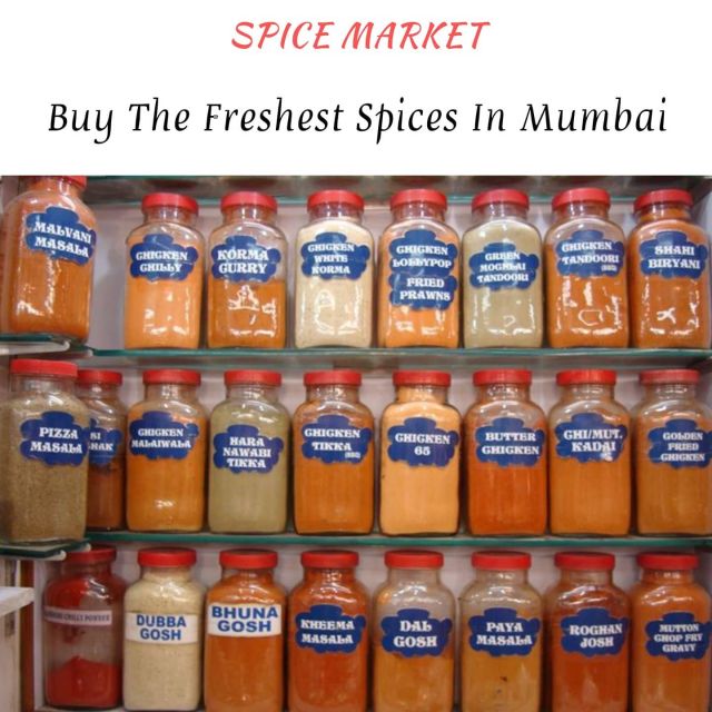Mumbai Market Tour - Mangaldas Market and the art of comparing fabric
