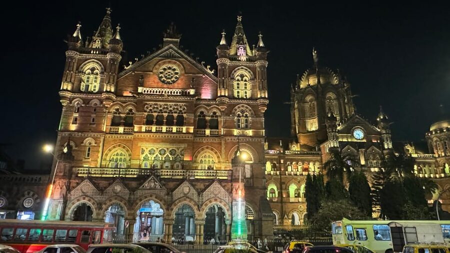 Mumbai Night Lights & Iconic Sights Tour - Timing, meeting points, and drop-off choices