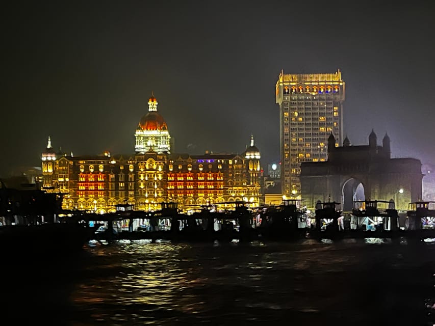 Mumbai Night Lights & Iconic Sights Tour - Marine Drive and the Queen’s Necklace