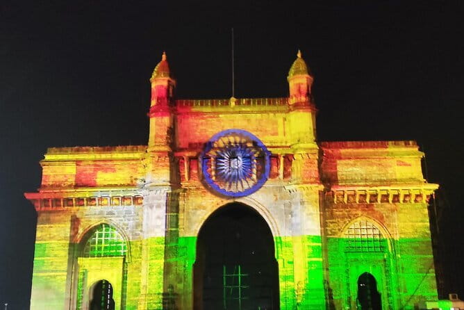 Mumbai Night Sightseeing Tour - Starting at the Gateway of India
