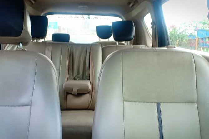 Mumbai Private Car Rental with Professional Driver - Building an eight-hour Mumbai route