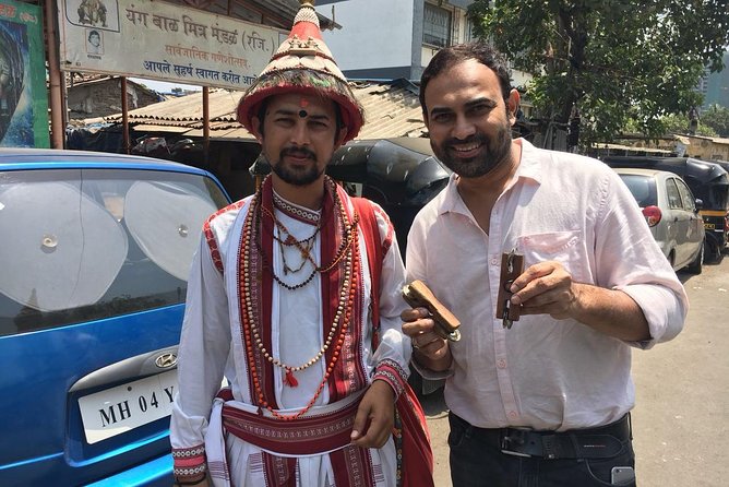 Mumbai Private Cultural Tour with Lunch and Transport - The Gateway of India in five minutes