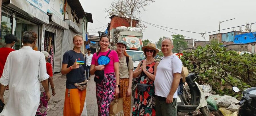 Mumbai: Private Dharavi Slum Tour by a Local with Pickup - Which guide and tour style suit you best