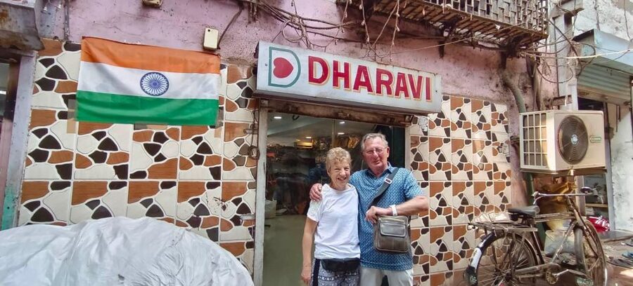 Mumbai: Private Dharavi Slum Tour by a Local with Pickup - From Mumbai pickup to the Dharavi lanes