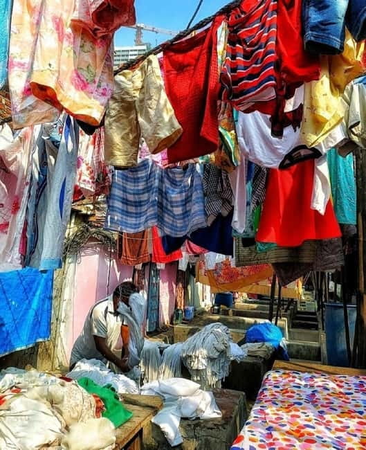 Mumbai: Private Dhobi Ghat Laundry & Slum Tour with Pickup - Starting with Mumbai’s famous open-air laundry