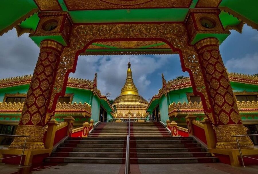 Mumbai: Private Global Pagoda Tour in Air-Conditioned Car - The morning pickup and drive to Gorai