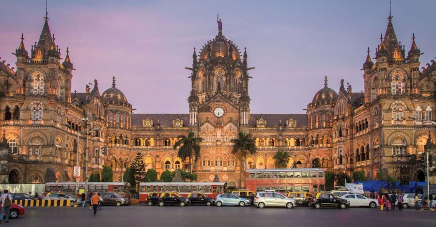Mumbai: Private Guided Full-Day City Sightseeing Tour - Chhatrapati Shivaji Terminus and the city’s railway story
