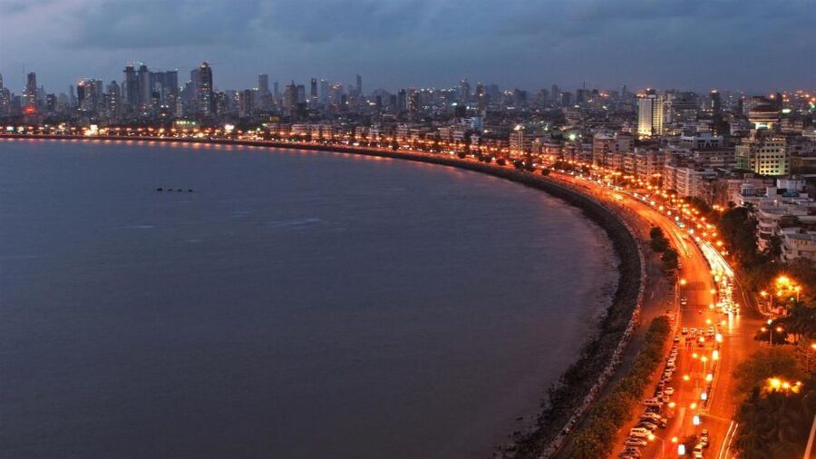 Mumbai: Private Guided Full-Day City Sightseeing Tour - Mahalaxmi Dhobi Ghat: Mumbai’s working laundry