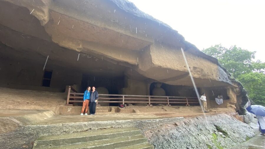 Mumbai: Private Kanheri Caves Guided Tour - Crowds, holidays, and timing