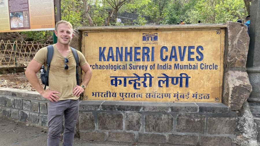 Mumbai: Private Kanheri Caves Guided Tour - Entering the 109 caves