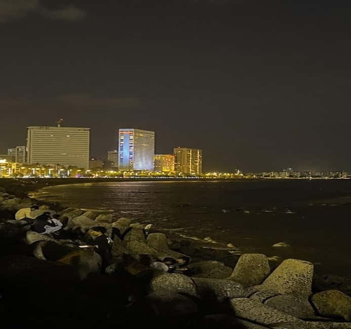 Mumbai: Private Night Sightseeing Tour with Pickup & Drop - CSMT, Mumbai’s railway showpiece