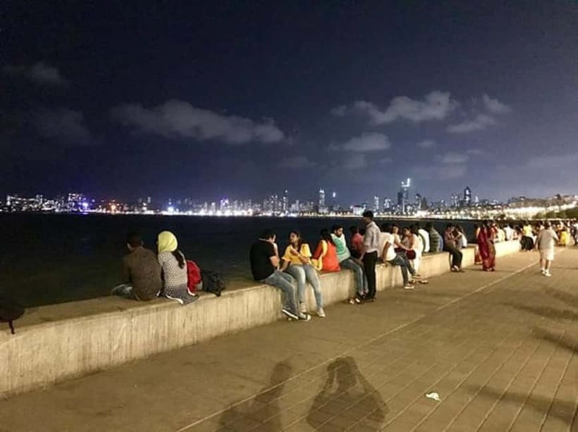 Mumbai: Private Night Sightseeing Tour with Pickup & Drop - Flora Fountain, Fort, and Churchgate