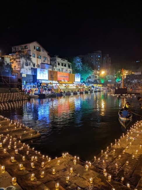 Mumbai: Private Night Sightseeing Tour with Pickup & Drop - What the guides add to the evening