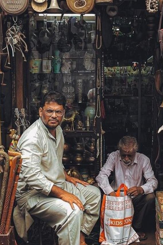 Mumbai: Private Slum and Sightseeing Full-day tour - Mani Bhavan and Mumbai’s freedom movement