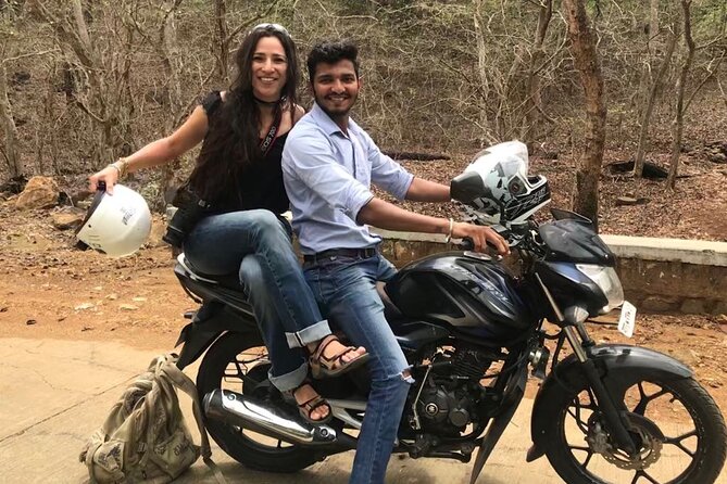 Mumbai Sightseeing By Motorbike - Marine Drive and the Arabian Sea
