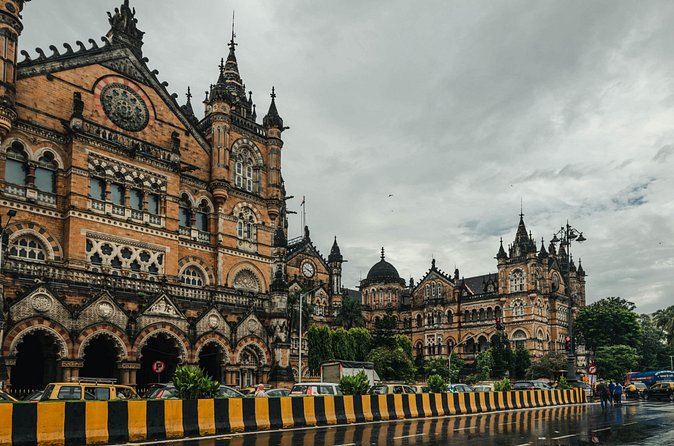 Mumbai Sightseeing Tour - University of Mumbai, Rajabai Clock Tower, and MCGM office