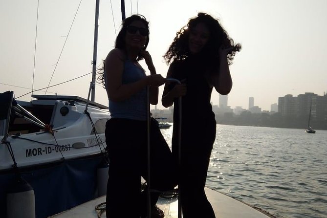 Mumbai Sky Line Private Sailing Excursion for up to 5ppl - Meeting at Jetty No. 5 near the Gateway