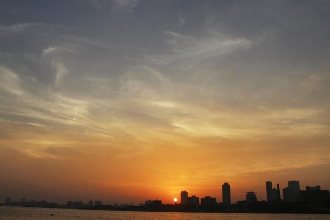 Mumbai Sky Line Private Sailing Excursion for up to 5ppl - The view from the Arabian Sea