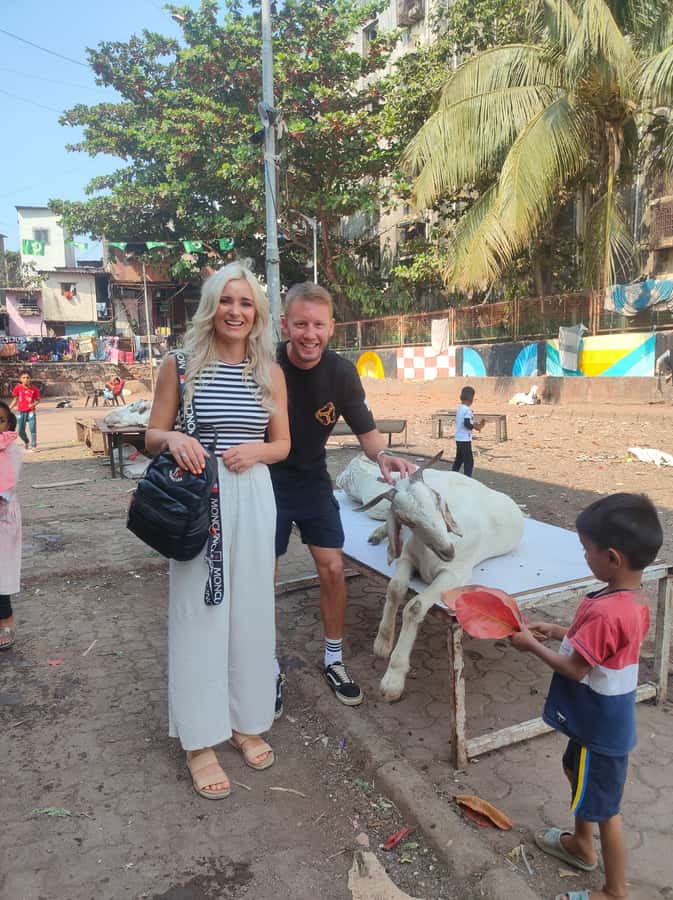 Mumbai: Slum Tour Dharavi Small Group with a Local Guide - Why the local guide matters
