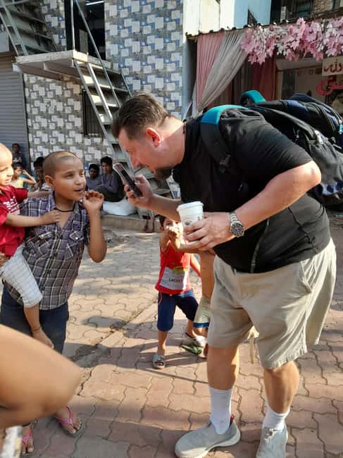 Mumbai Slum Tour - Visit Dharavi Slum with Local Guide - How to behave respectfully in Dharavi