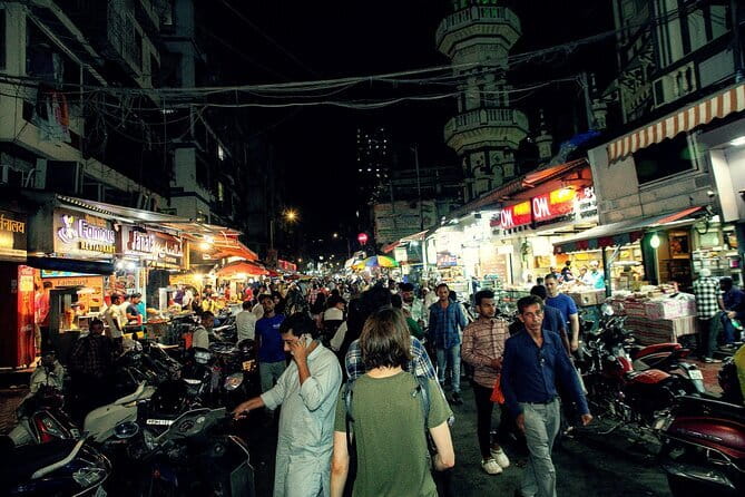 Mumbai Street Food & Temple Tour: Hidden Markets & Night Bazaar - How transport affects the four-hour schedule