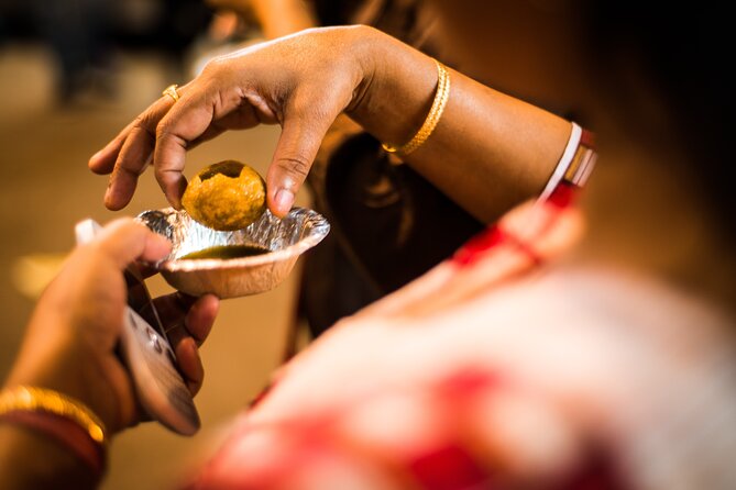 Mumbai Street Food Tour - Chowpatty Beach: the best place to begin hungry