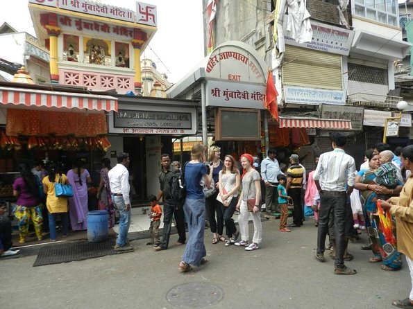 Mumbai Temple Tour in Private Vehicle - Key points about this Mumbai temple tour