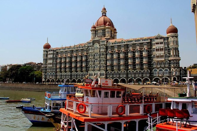 Mumbai Tour by Ac coach with pickup in Colaba & Mumbai Port only - Starting at the Gateway of India