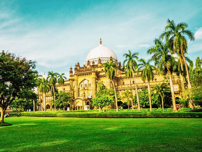 Mumbai Walking Tour with Local Snacks - Religious sites and the city’s many communities