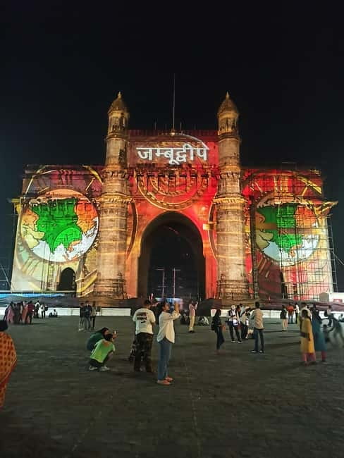 Night Tour: Mumbai’s Nights & Buzzing Bazaars - What the $32 price gets you