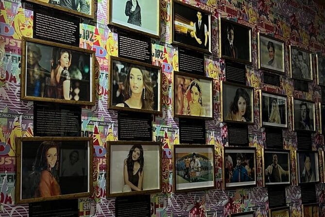 Private Bollywood Tour with Transport - Costumes, props, makeup, and the look of a film