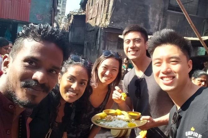 Private Bollywood with Slum Tour Inclusive of Guide and Transport - Should you book it?