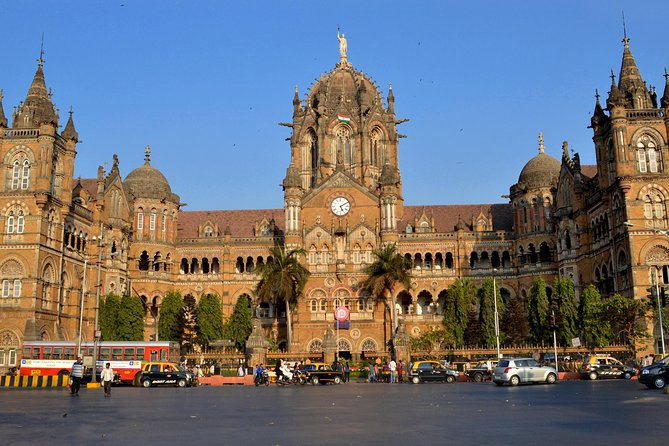 Private Custom Mumbai Tour - Gateway of India and the Colaba waterfront