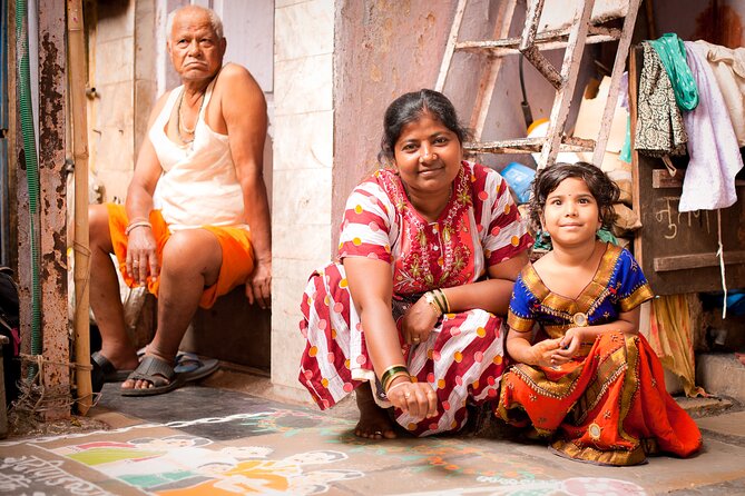 Private Dharavi Slum and Sightseeing Tour - Why Dharavi is the heart of this tour