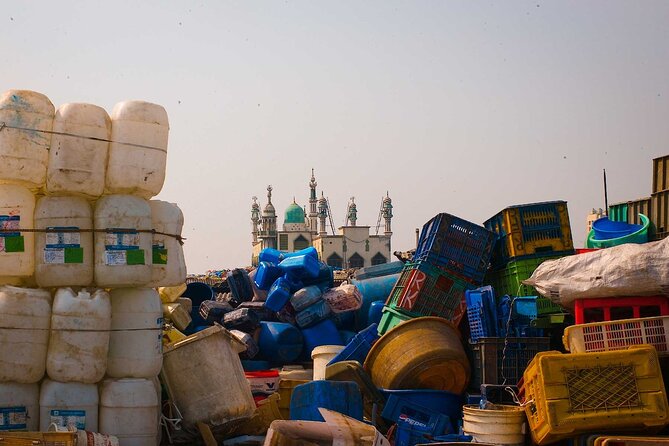 Private Dharavi Slum and Sightseeing Tour - CST and the Gateway of India