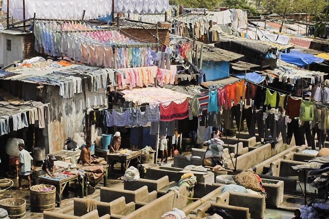 Private Dharavi Slum, Dabbawala & Dhobi Ghat tour with Transport - Mahalaxmi Railway Station and Dhobi Ghat