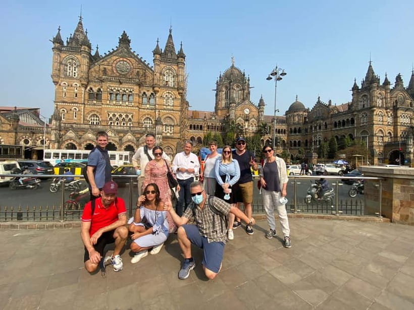 Private Full Day Mumbai City Sightseeing & Dharavi Slum Tour - Two Mumbais in one day