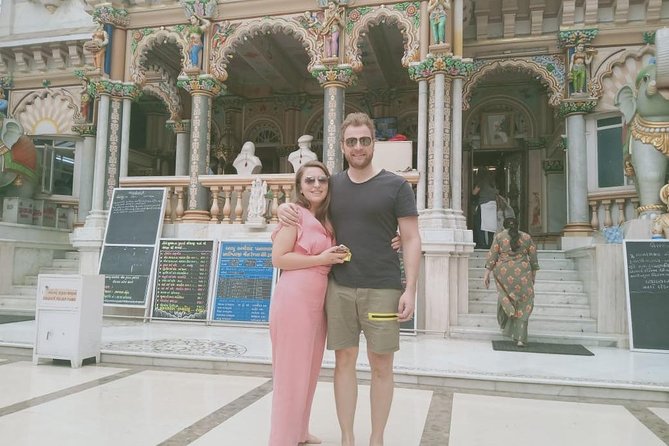Private Full Day Sightseeing Tour of Mumbai - What the private vehicle changes