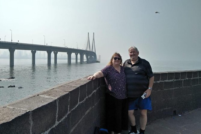 Private Full-Day Sightseeing Tour of Mumbai with Ferry ride - Seeing the coast by ferry